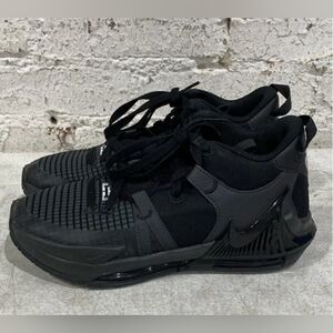 Nike LeBron Witness 7 Black Athletic Basketball Trainers Men Boys 5Y Women 6.5
